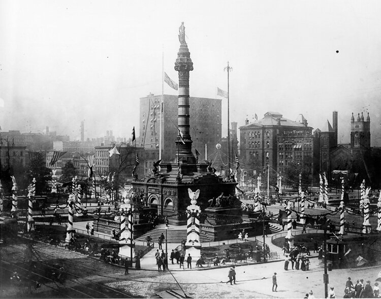 1901年在纪念碑举行的共和国大军大会