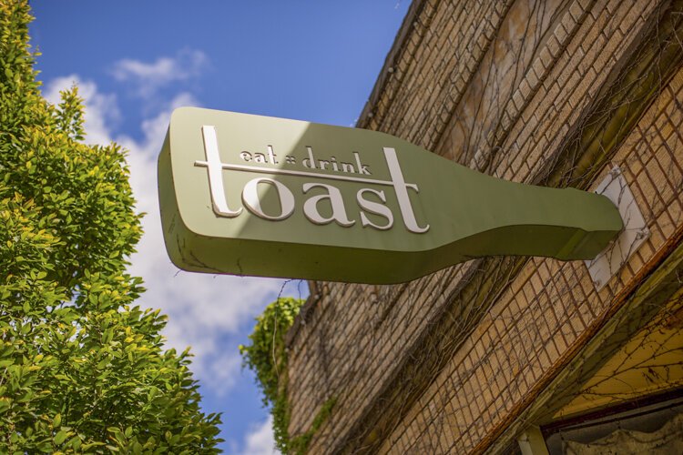Toast将振兴资金用于工资、建筑维修和营运资本。
