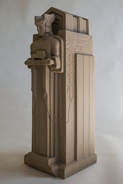 克利夫兰交通守护者雕像复制品由鲍勃·珀科斯基
