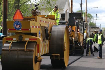 凯霍加县议会批准了2021年6个道路修复项目的750万美元捐款。