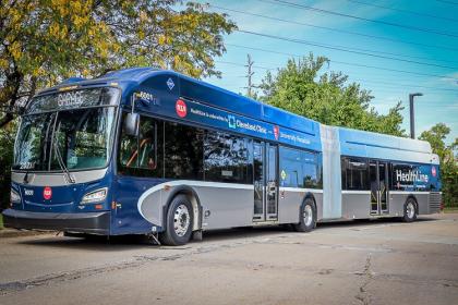 大克利夫兰地区交通管理局(GCRTA)最近在健康线快速公交(BRT)系统上推出了16辆新的环保客运和公共汽车