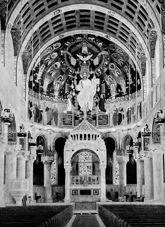 圣艾格尼丝教堂的内部装饰着一幅巨大的壁画，由著名艺术家菲利克斯·利夫塔赫特(Felix Lieftuchter)在教堂中殿绘制，名为“庄严的基督”(Christ in Majesty)。